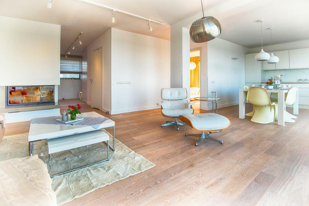 Superior Cliff Apartment ウストロニエ・モルスキエ エクステリア 写真
